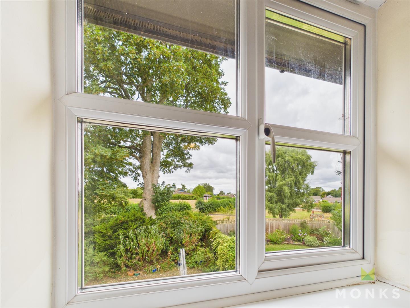 50 Milars Field, Oswestry, SY10 9PU For Sale
